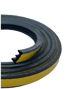 Uszczelka przylepna EPDM typ E 9x4mm METR BIEŻĄCY